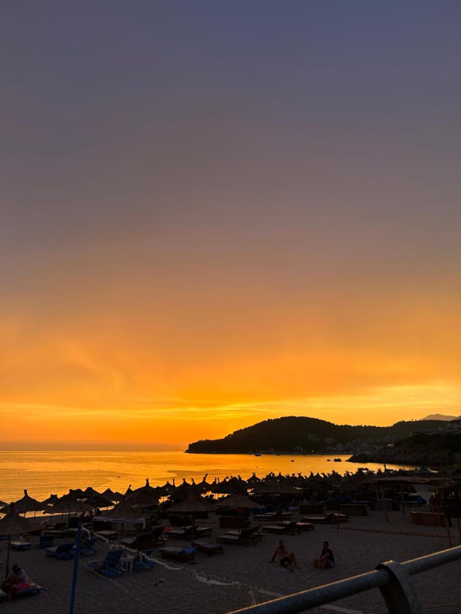 Areti Rooms Hotel Himare Buitenkant foto